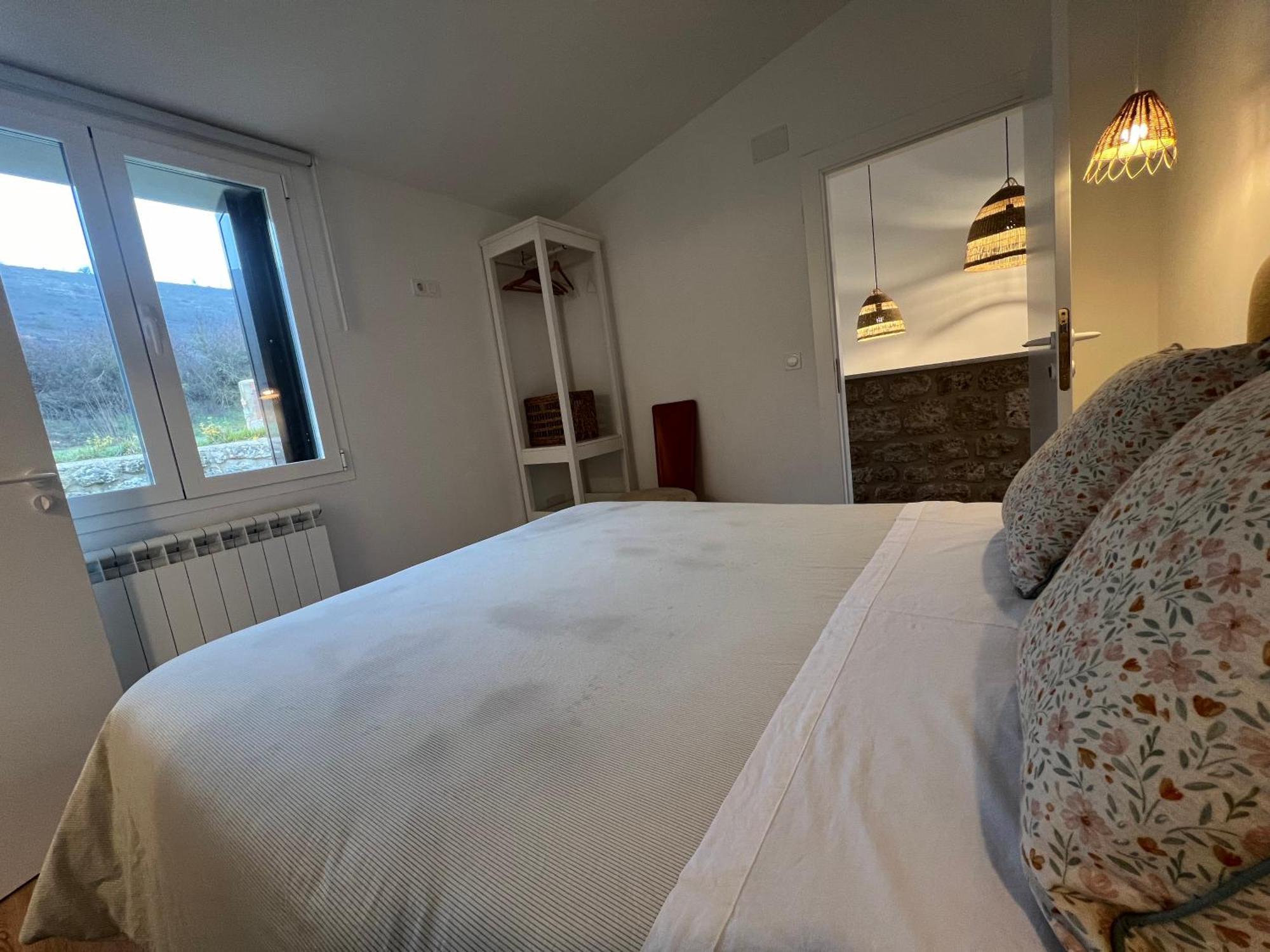 El Pecu Casa Rural Starfamiliar Bustillo Del Paramo Екстериор снимка
