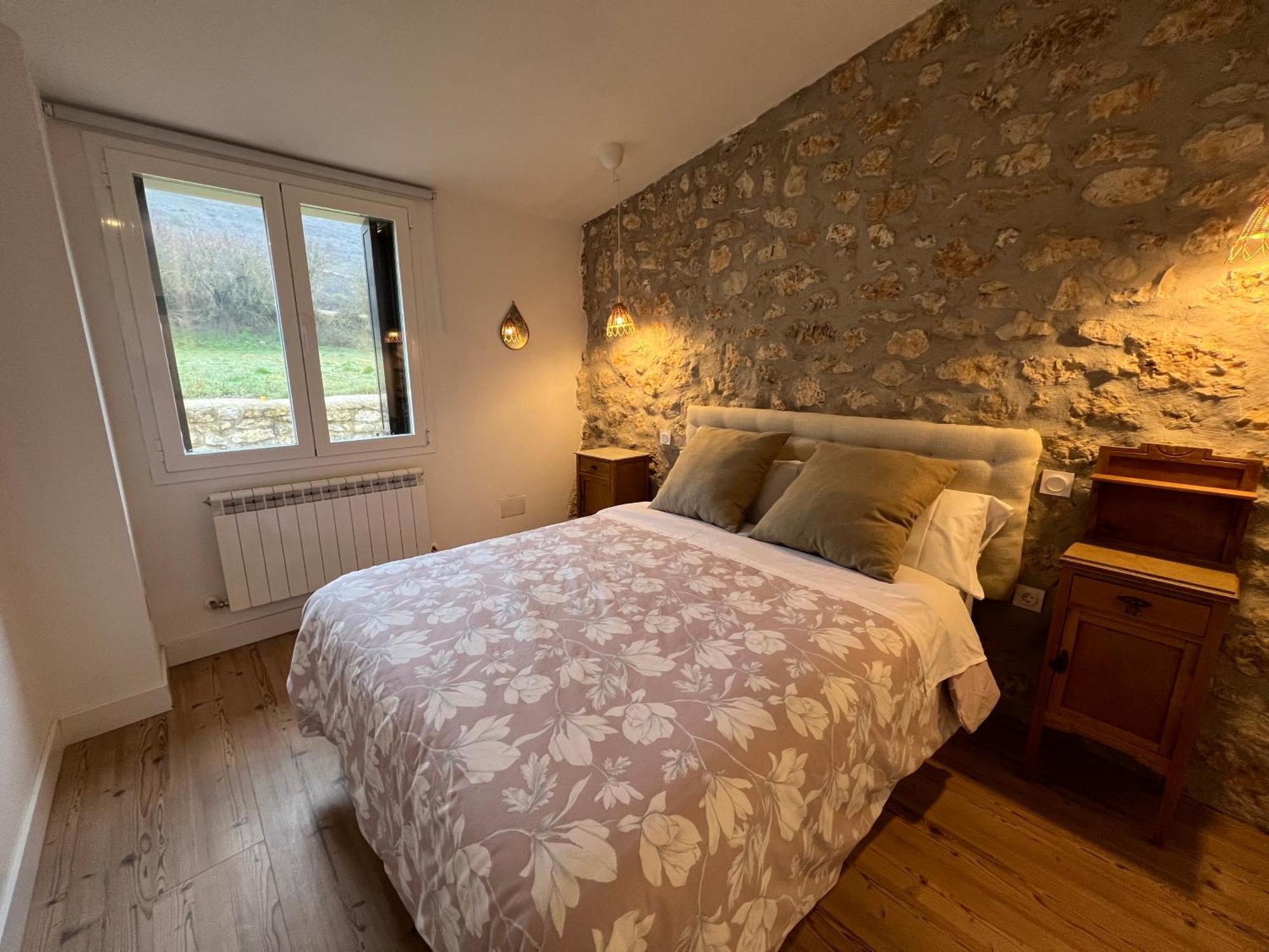 El Pecu Casa Rural Starfamiliar Bustillo Del Paramo Екстериор снимка