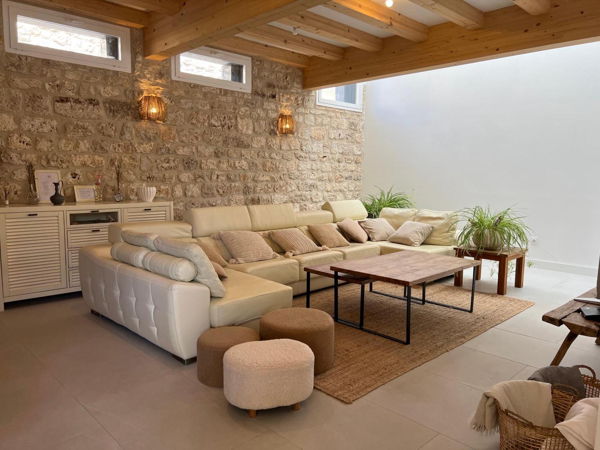 El Pecu Casa Rural Starfamiliar Bustillo Del Paramo Екстериор снимка